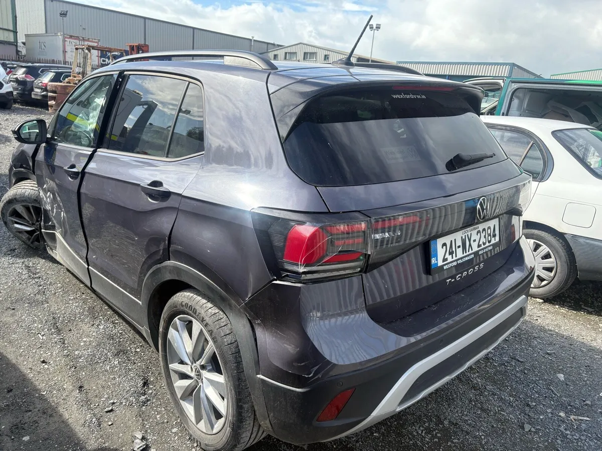 2024 Volkswagen T cross  manual - Image 4