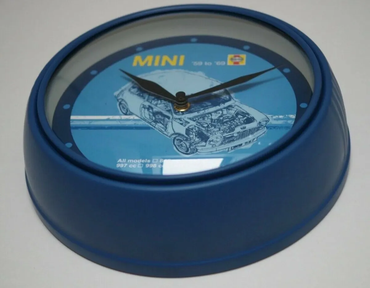 Vintage 1990s Promotional Advertising Clock - Image 2