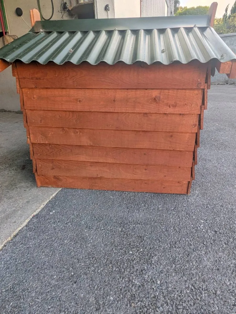 Dog house - Image 3