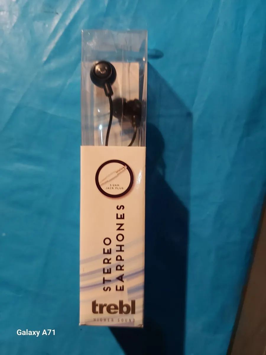 BRAND NEW & SEALED Trebl Stereo Headphones - Image 1