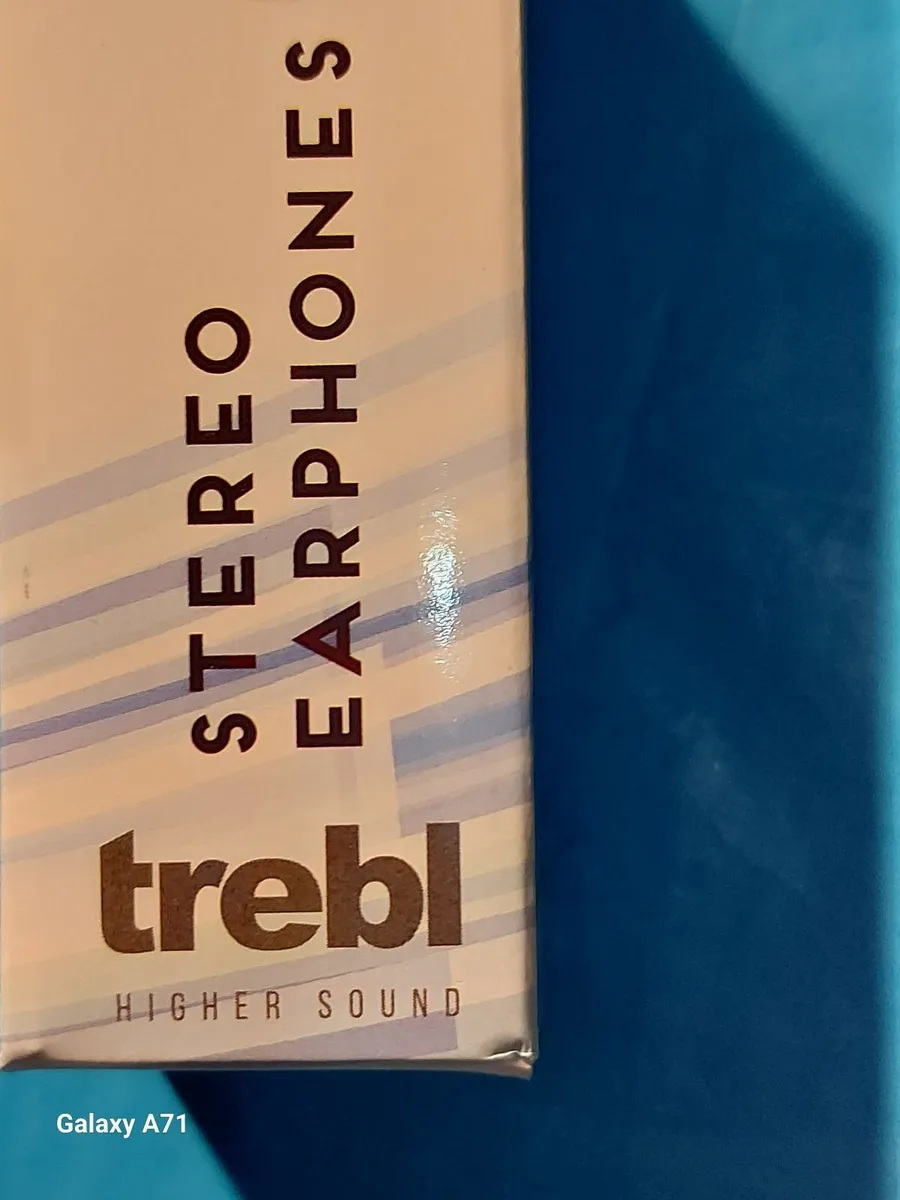 BRAND NEW & SEALED Trebl Stereo Headphones - Image 3