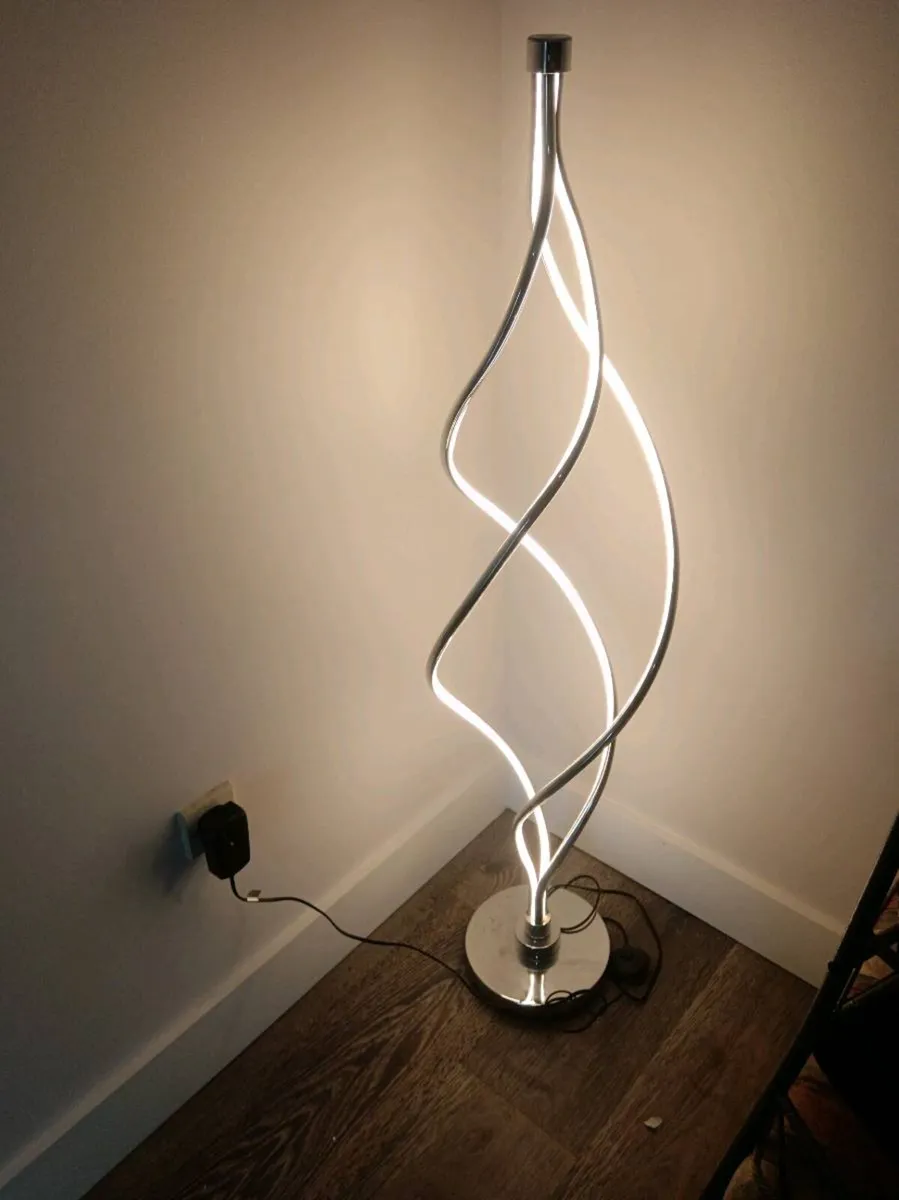 Chrome led floor lamp - Image 1