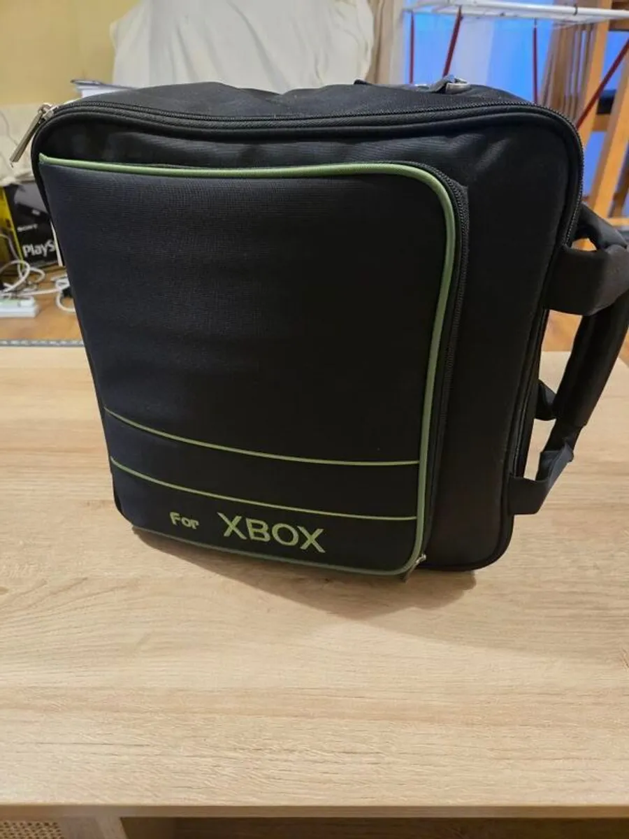 Xbox Series X Full Package!! Series 2 controller, Turtle Beach headset Stealth 500, Xbox Travel Bag - Image 2