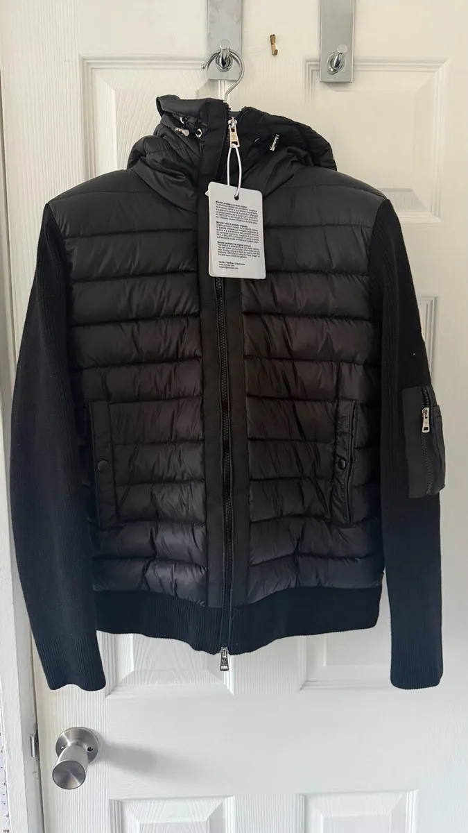 Hybrid men Jacket size S or M black - Image 1