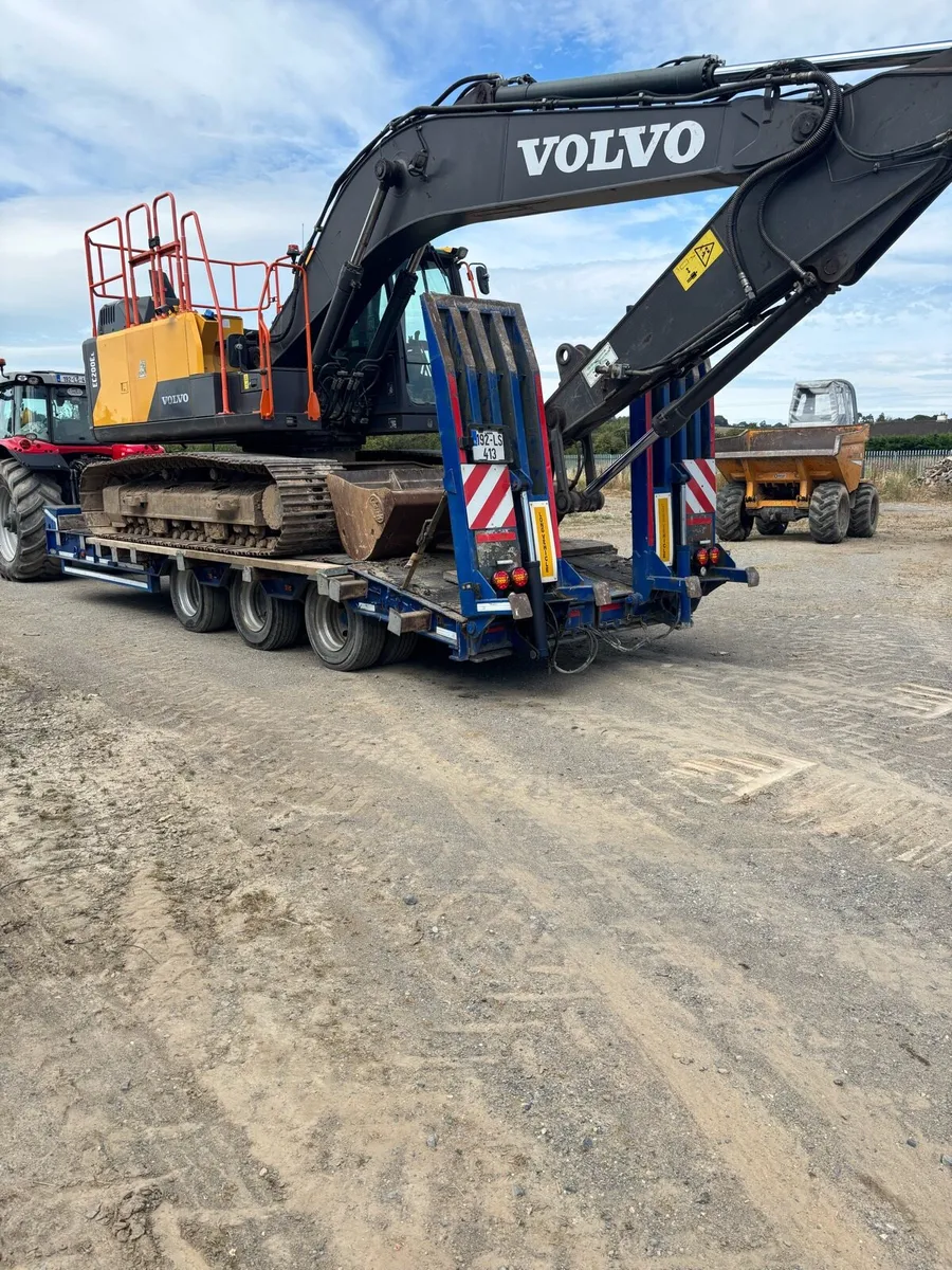 Low loader - Image 1