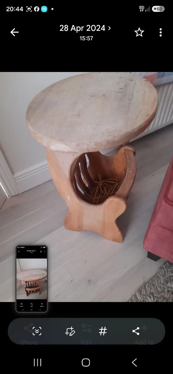 Hall/Lamp table with magazine rack - Image 3