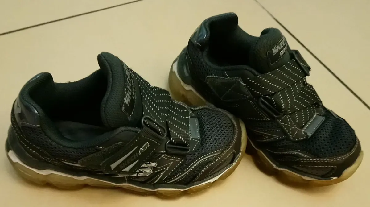 SKECHERS SKECH-AIR SKX toddler shoes - kids UK11.5 - Image 4