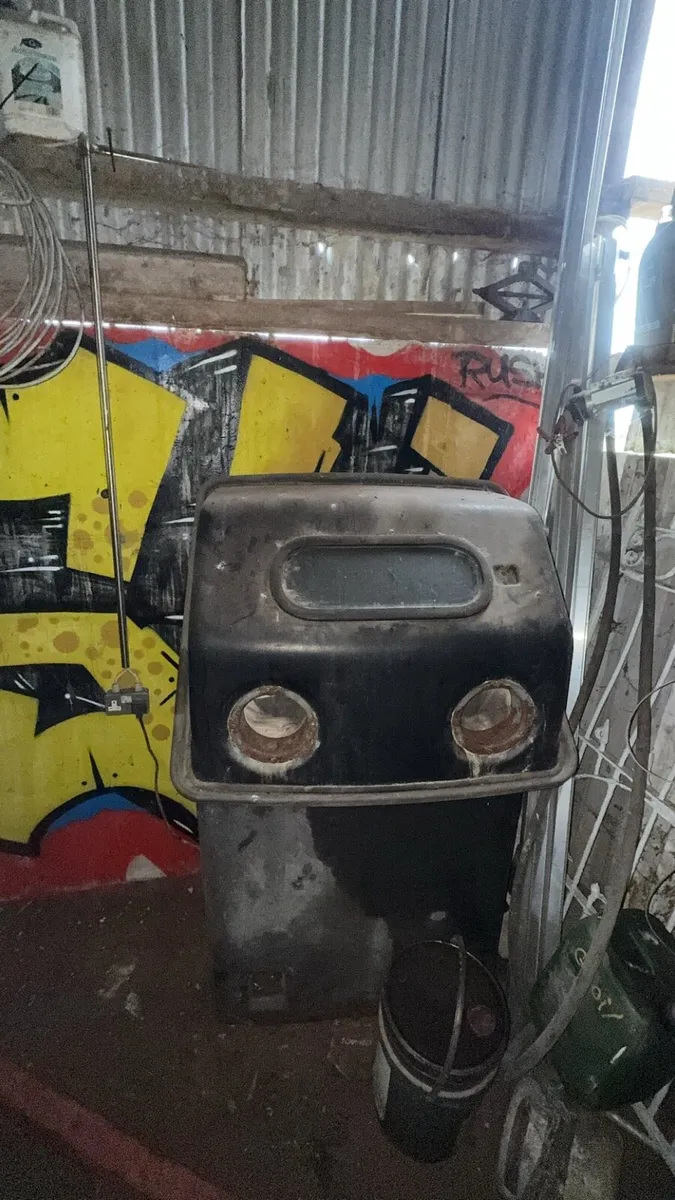 Parts washer - Image 1
