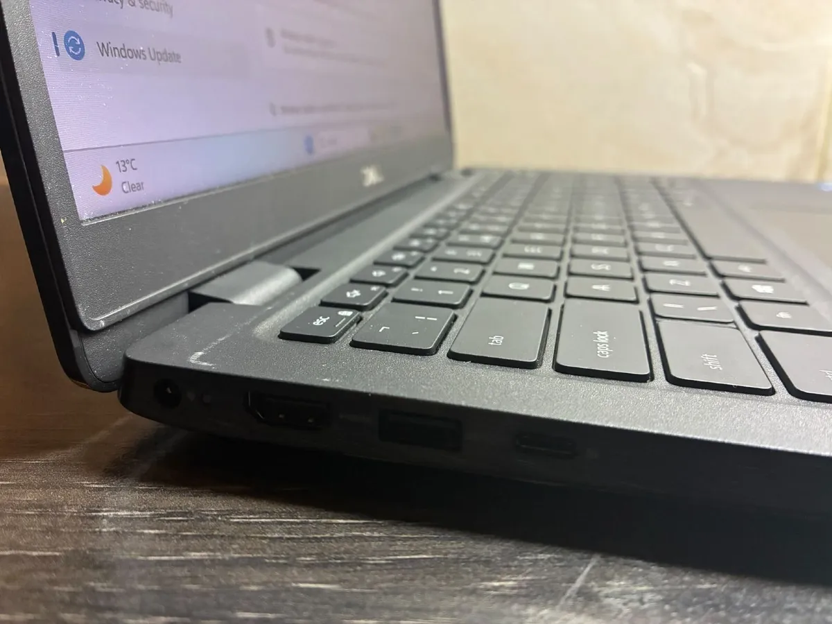 Dell Latitude 3420 - Image 4