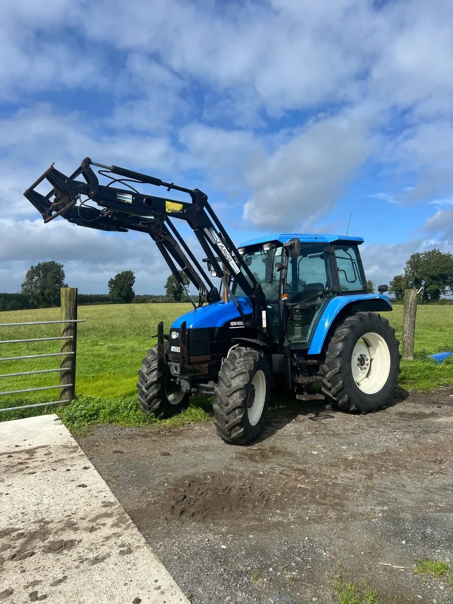 2001 Ford New Holland TS90 - Image 1