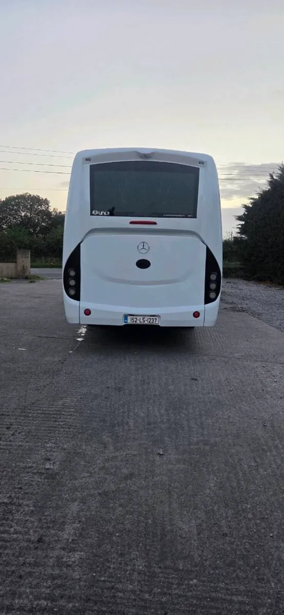 Mercedes  UNVI - Image 3