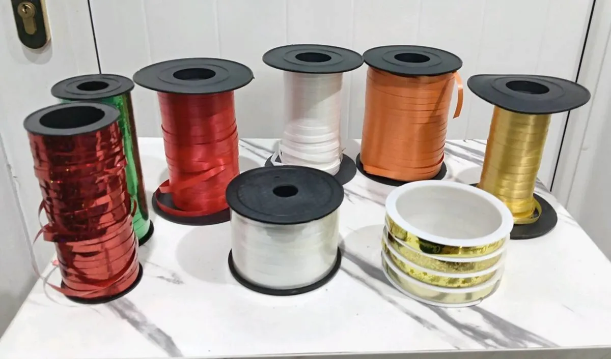 Curling Ribbon - Image 1