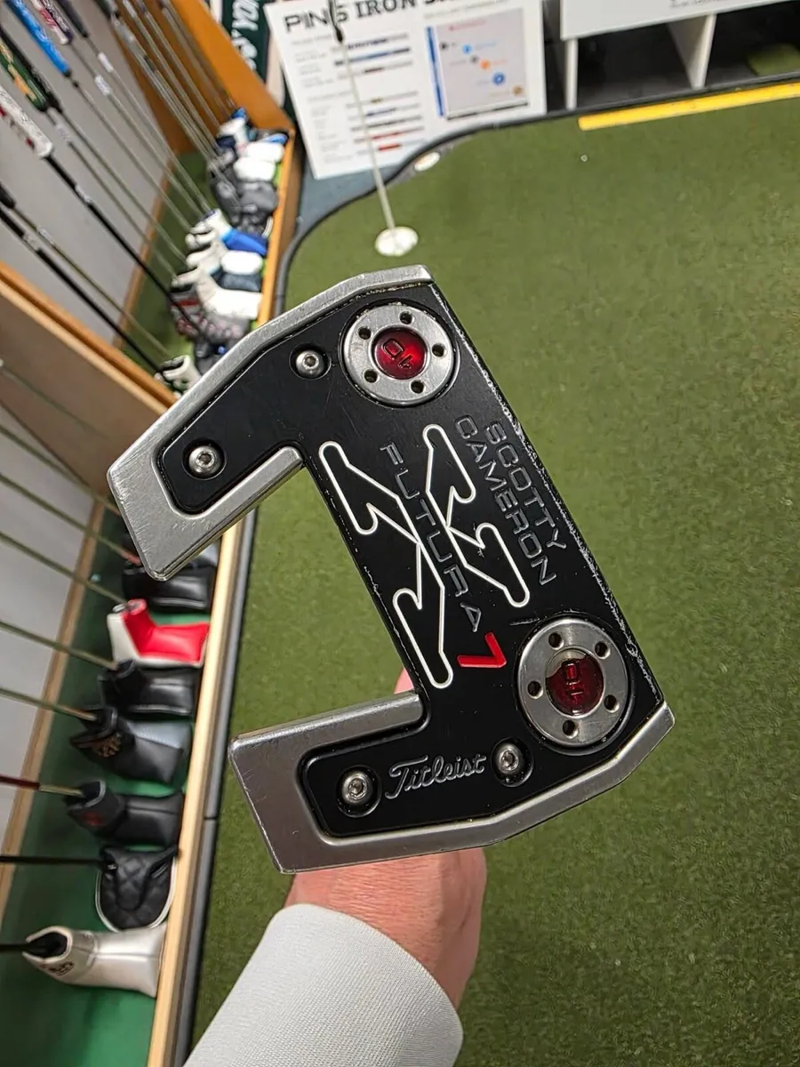 Scotty Cameron Futura X 7 Putter - Image 1
