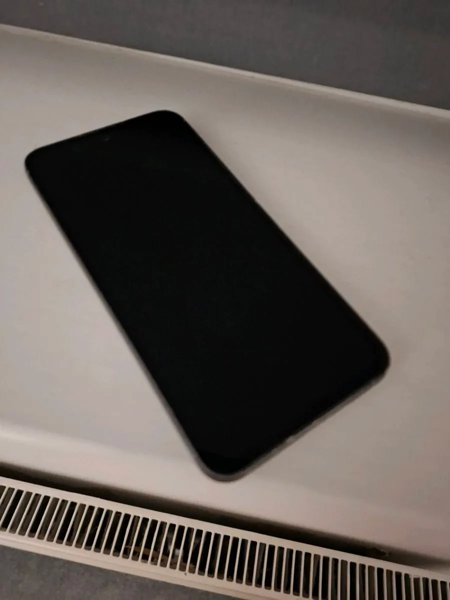 Samsung S23 FE - Image 1