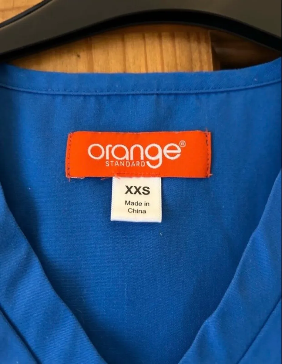 UCD Radiography Scrubs - Image 3