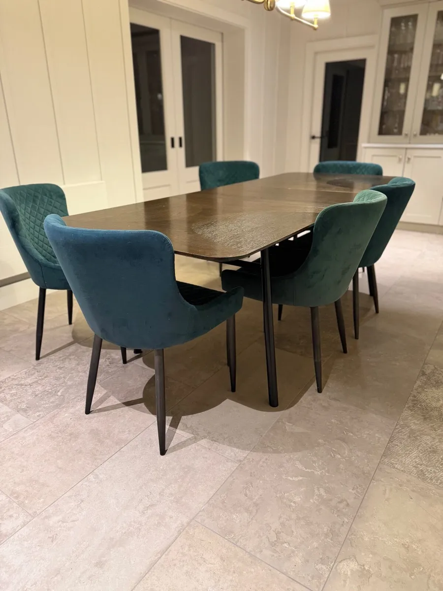 EZ Living Extendable Dining Table & 6 Chairs - Image 3