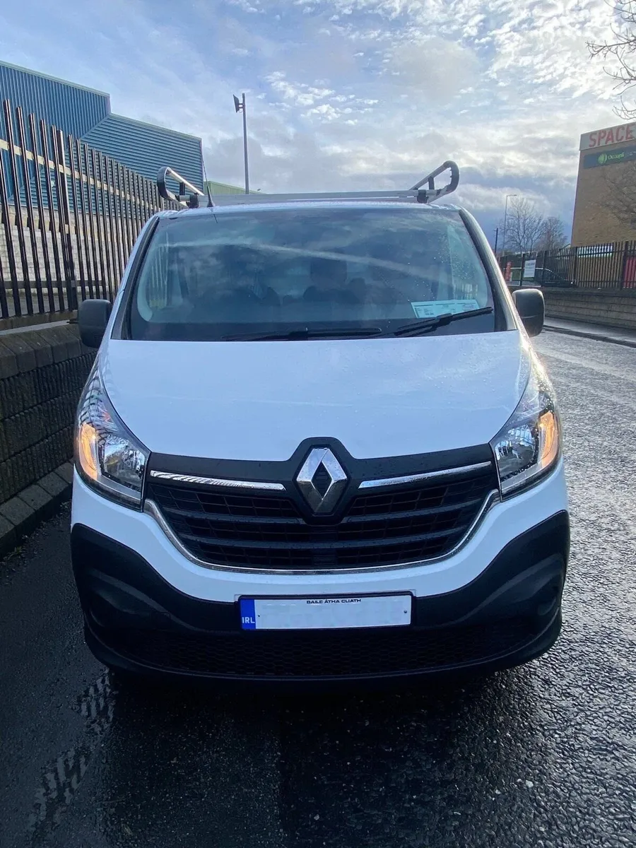 Renault Trafic 2021 LWB 2.0 120HP - Image 4