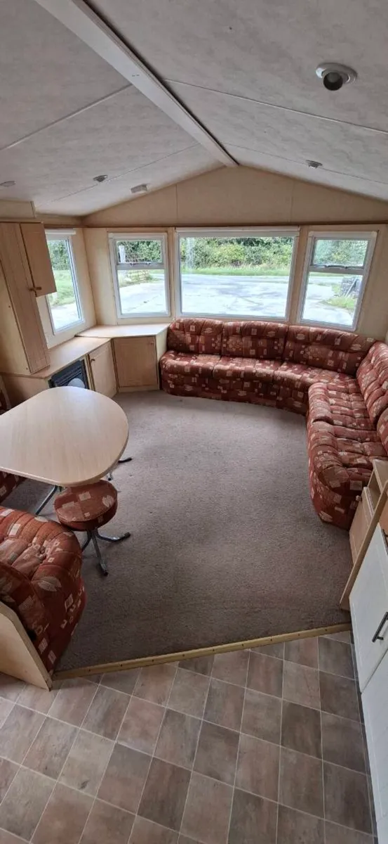 3 bed Mobile Home - Image 2
