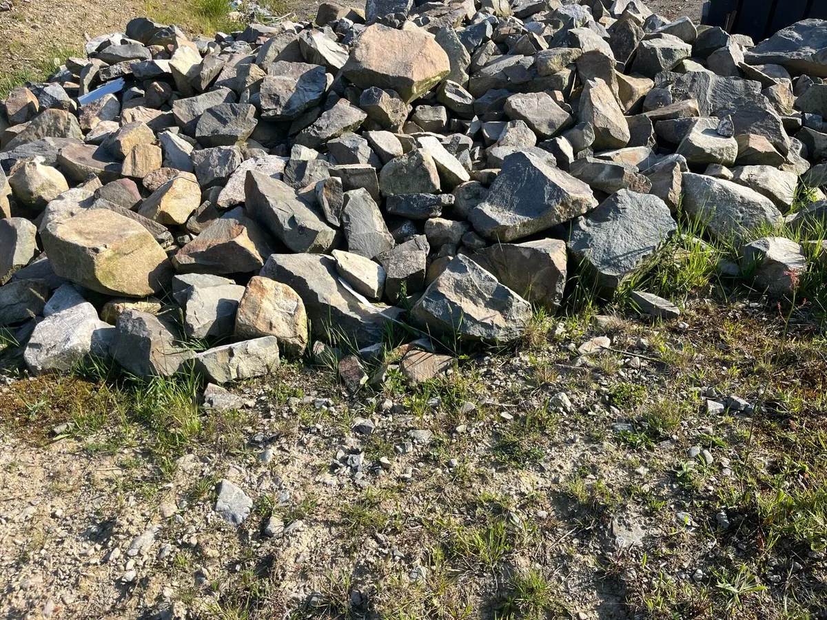 Building Stone - Image 3