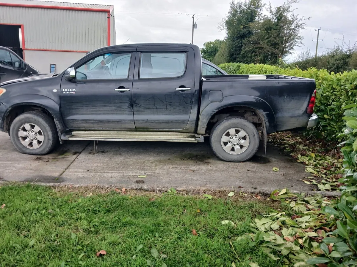Toyota hilux - Image 2