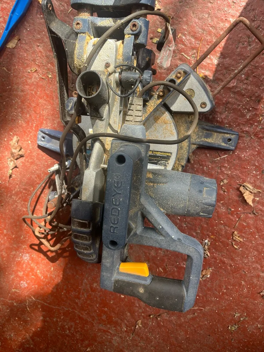 Construction Saw - Image 2
