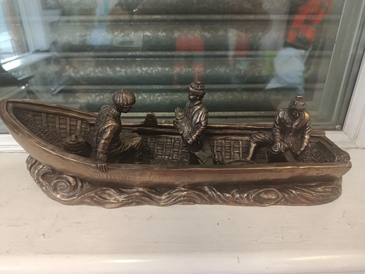 Genesis Bronze Currach - Image 2