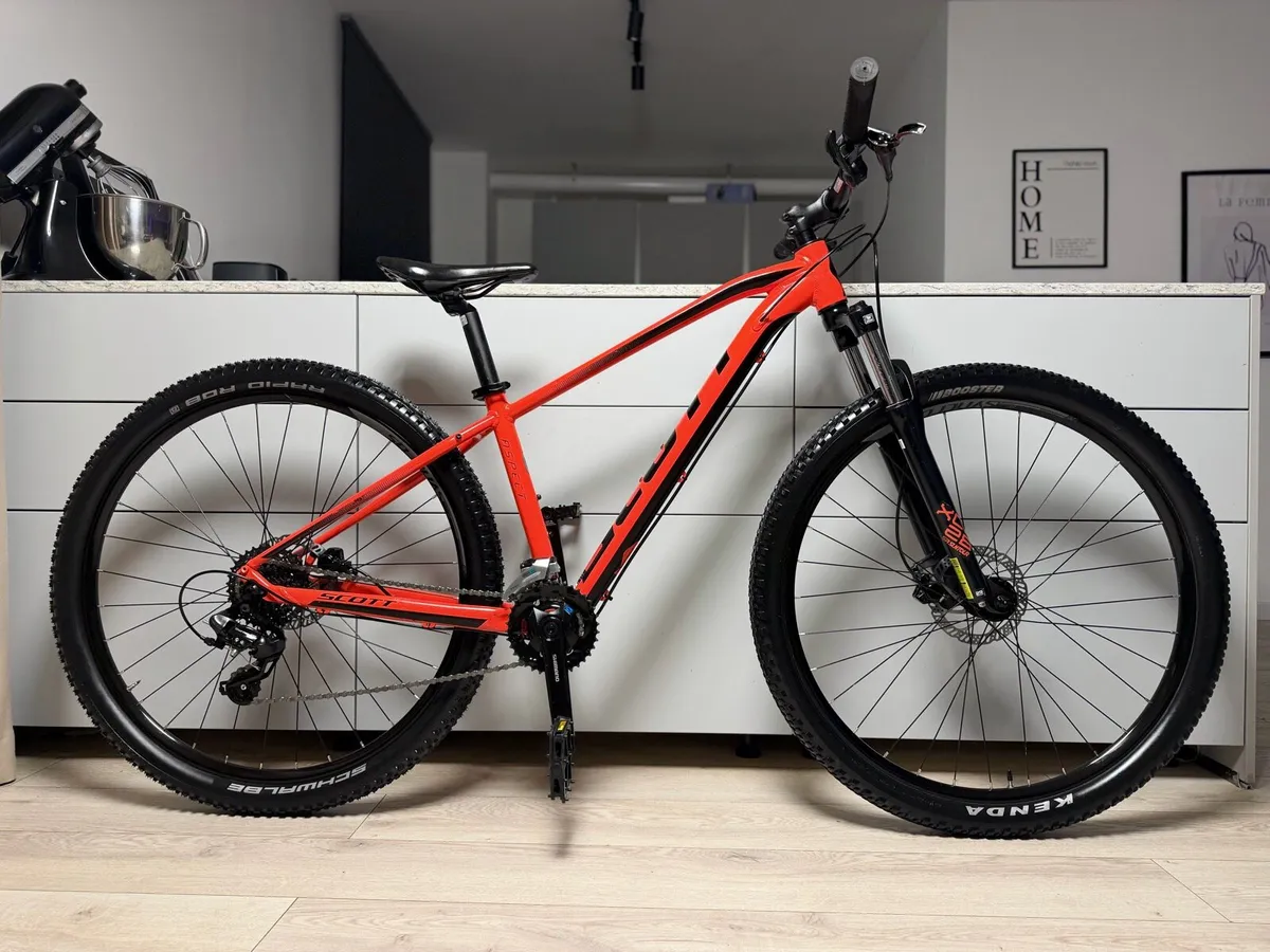 SCOTT Aspect 960 Hardtail Bike - Image 1