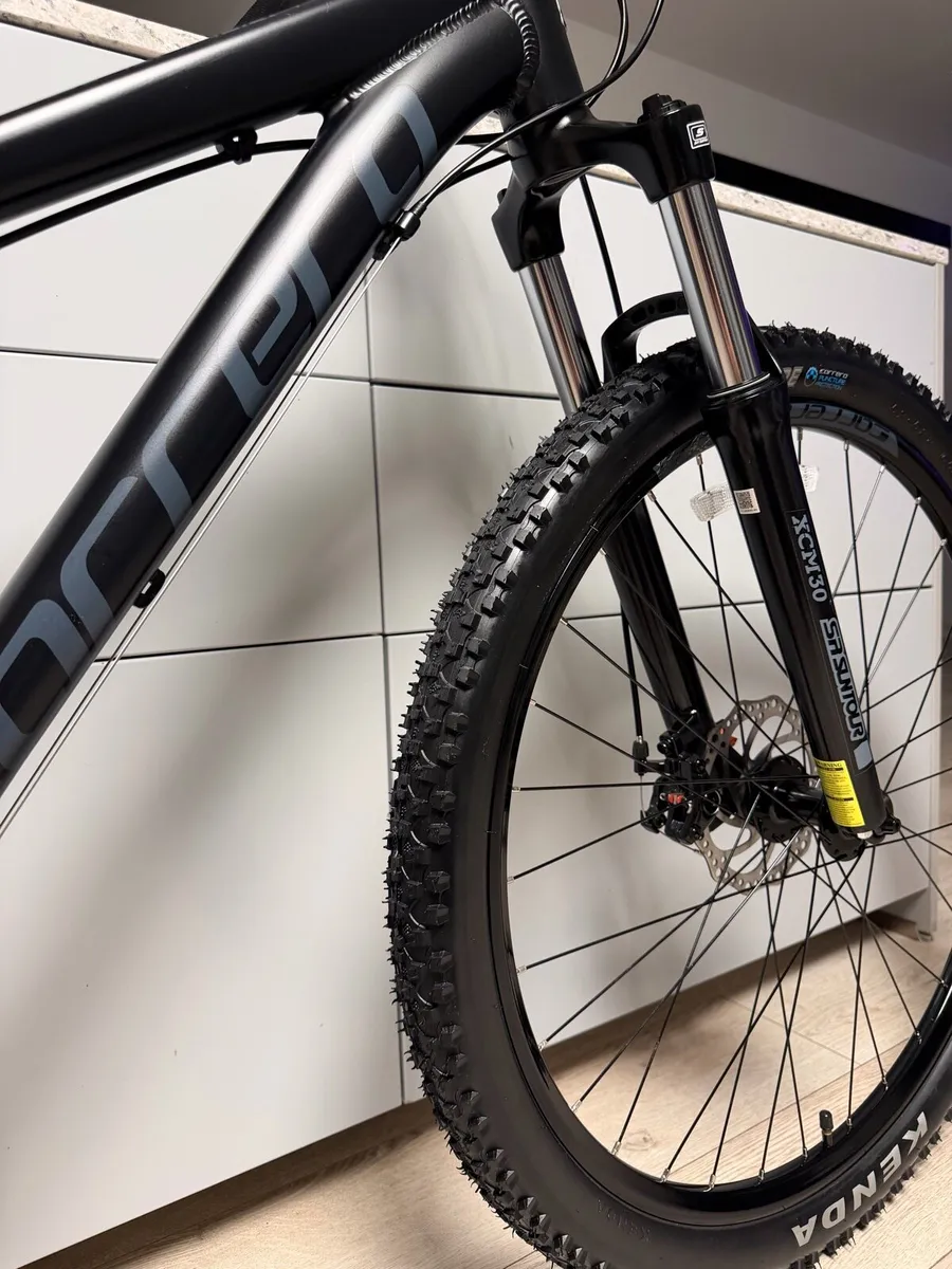 Carrera Vengeance Bike (NEW) - Image 3