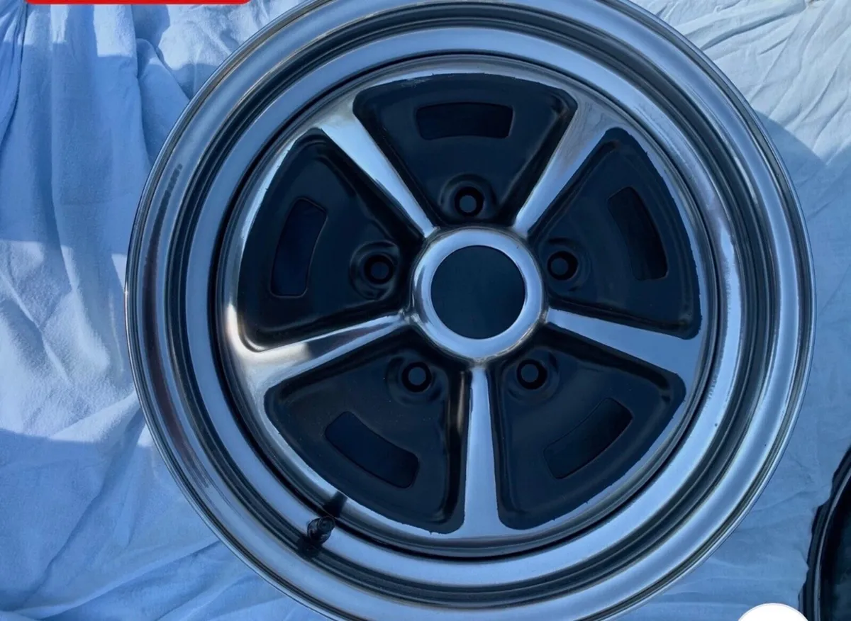 Rover P5 Rostyle Wheels (wanted)