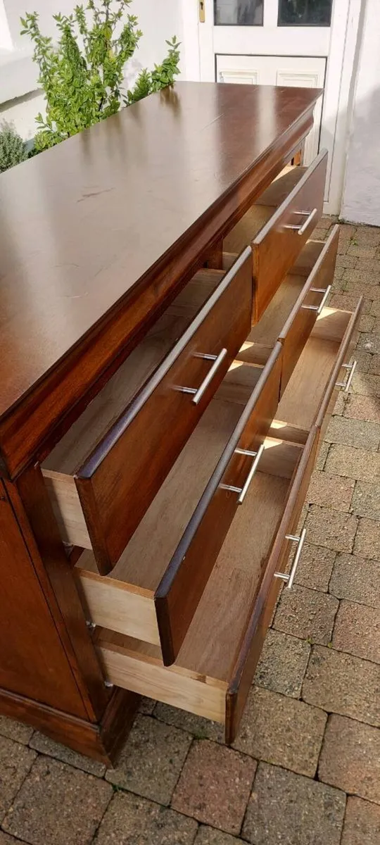 Chest of drawers - Image 2