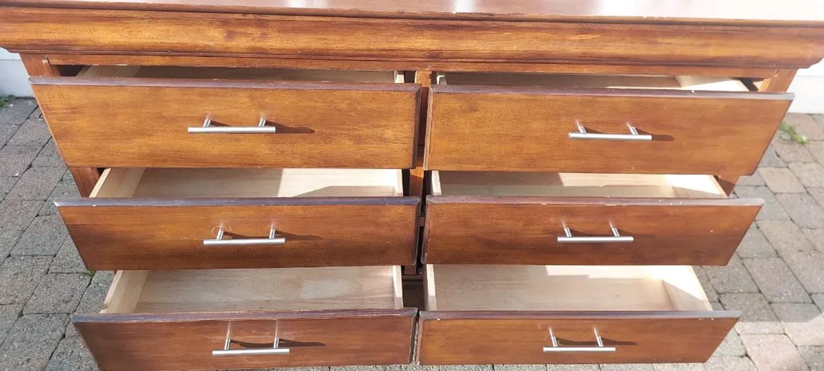 Chest of drawers - Image 3