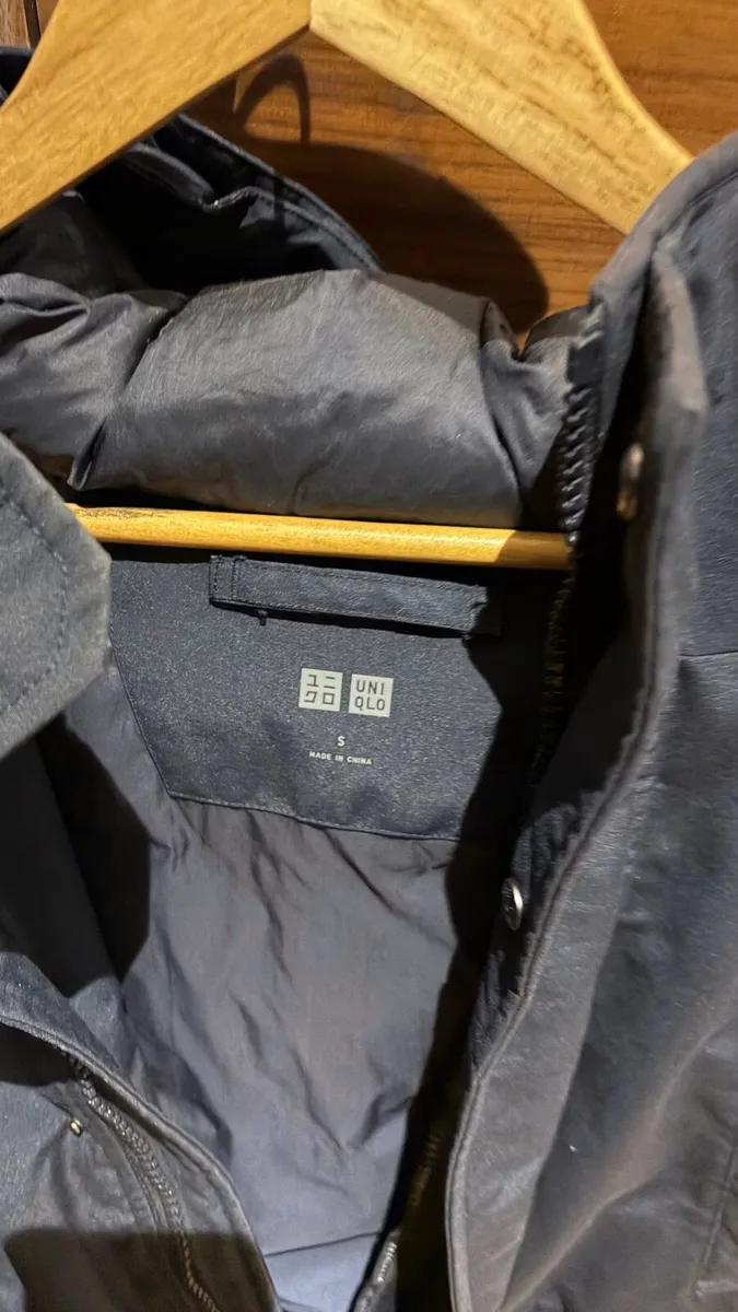 Uniqlo Navy Padded Hooded Parka - Image 2