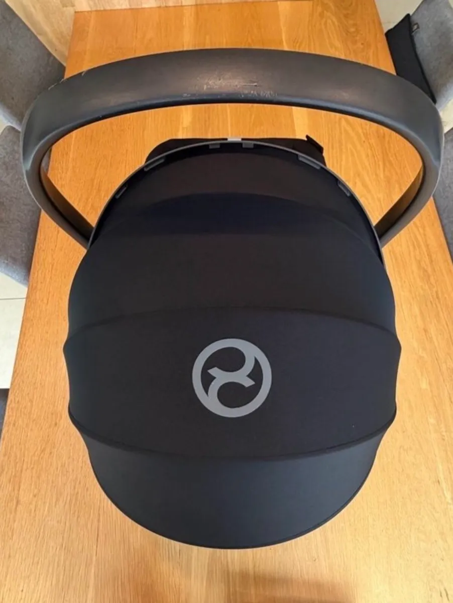 Cyber Platinum Cloud T i-Size car seat - Image 4