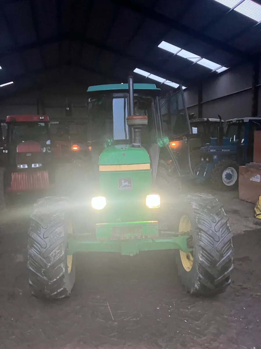 John Deere 3350 - Image 3