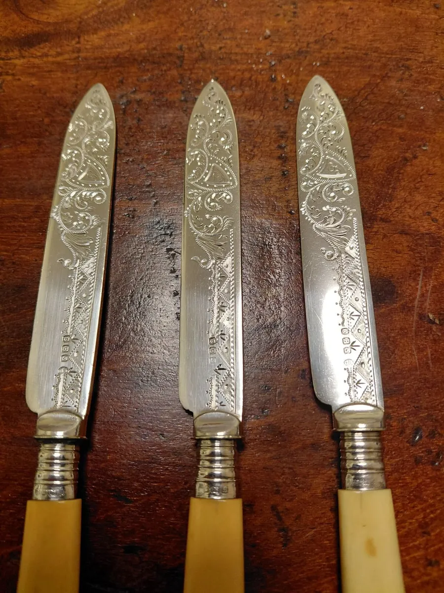 Antique Engraved Table Knives Set of 3 - Image 4