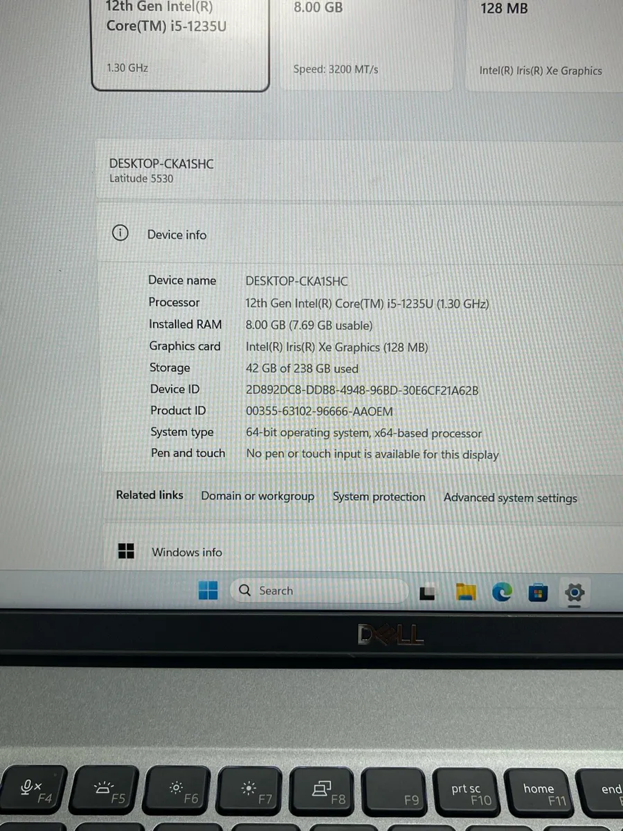 Dell latitude 5530 i5 processor 8/256 - Image 4