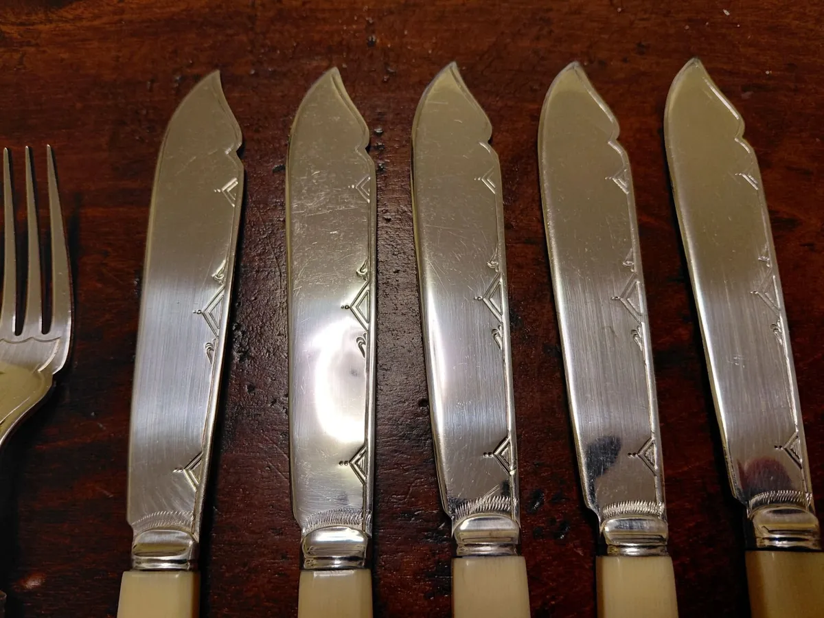 Vintage Ryals EP A1 Fish Knife & Fork Set 10 Piece - Image 4