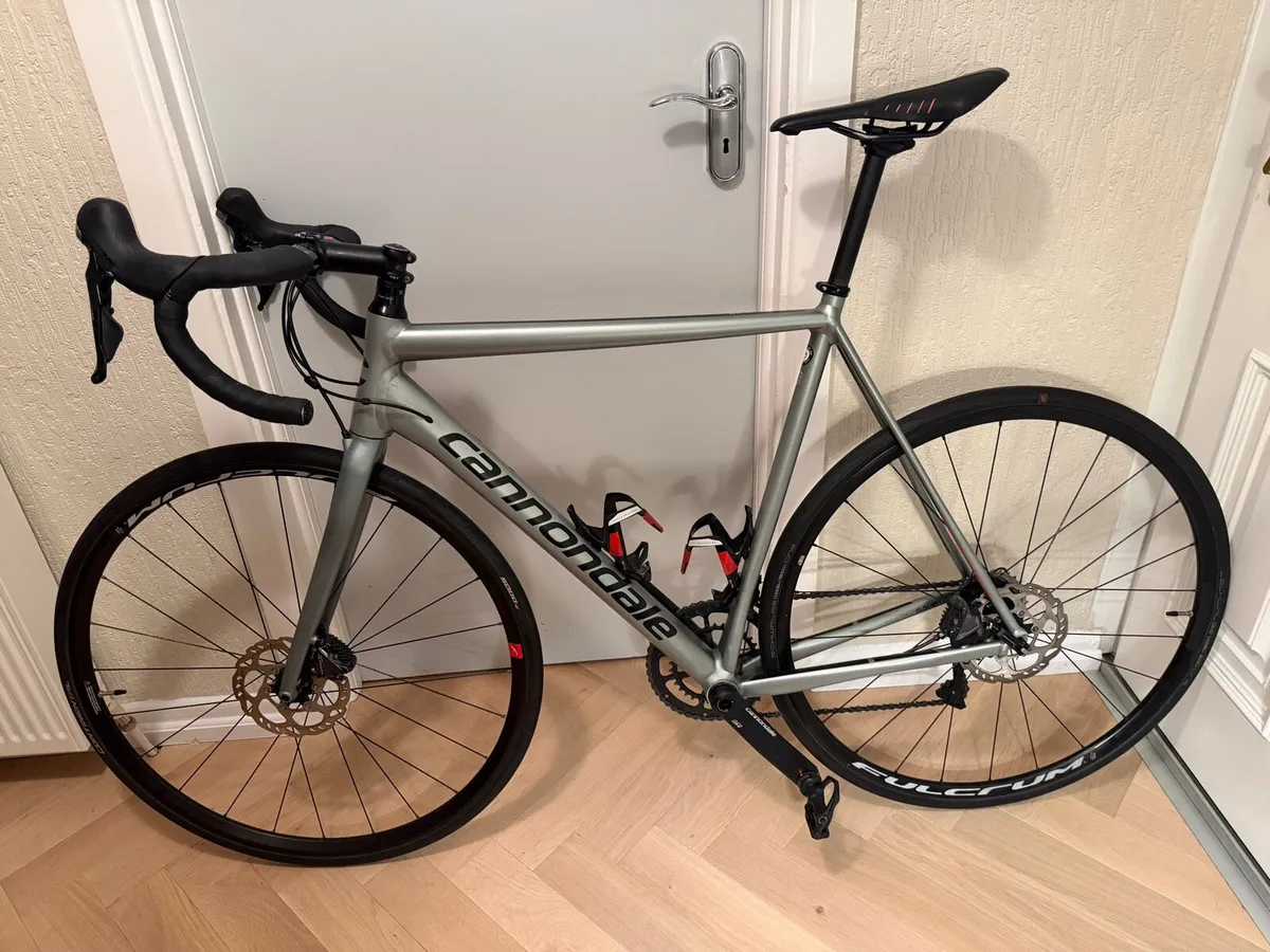 Cannondale CAAD12 Disc Ultegra - Image 2
