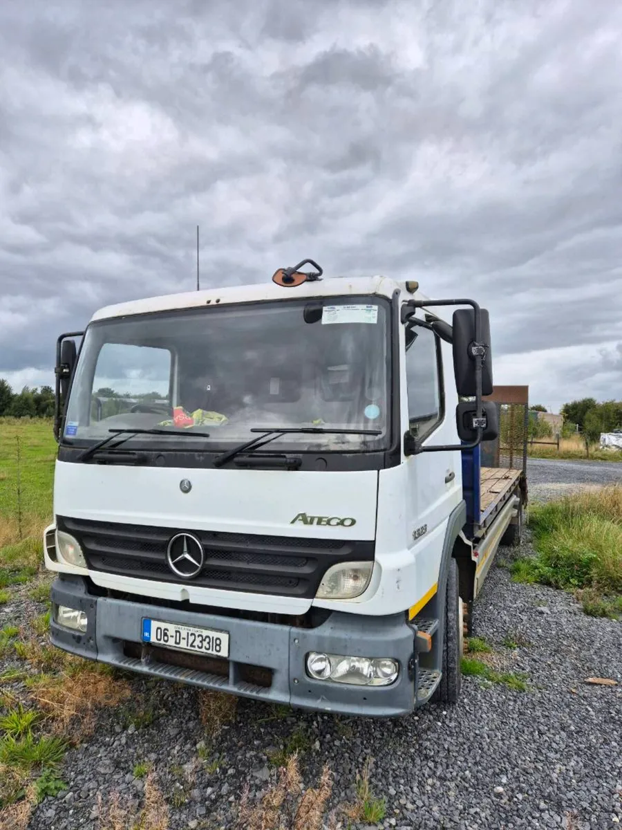 Mercedes atego - Image 1