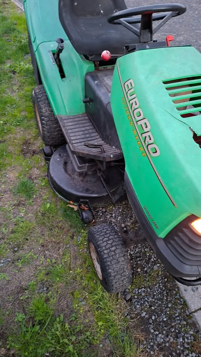 Ride on mower - Image 3