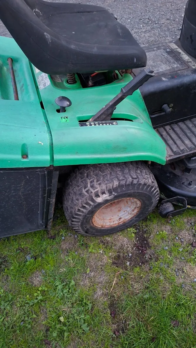Ride on mower - Image 4