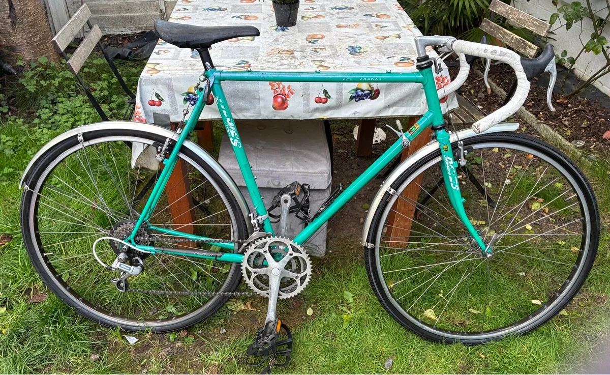 Racing bike - Image 1