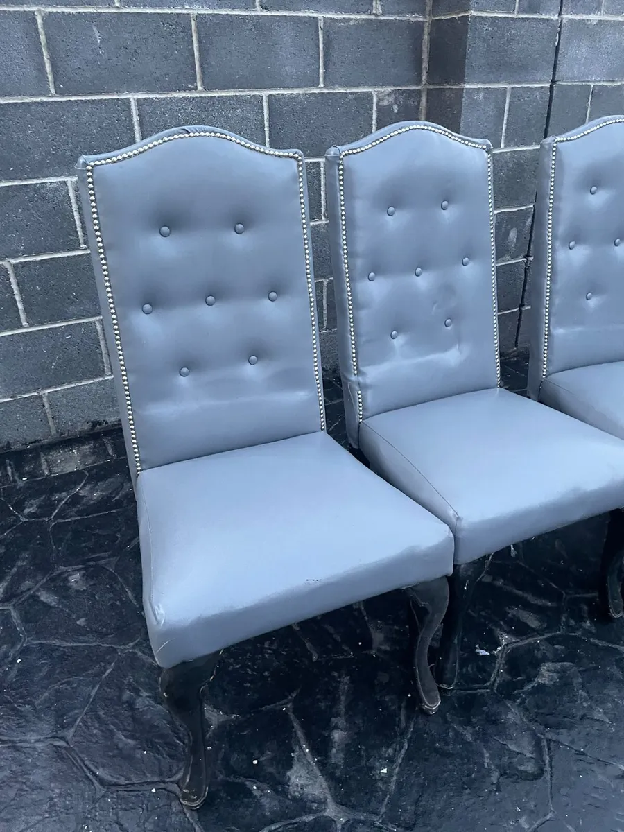 Dining chairs - Image 1