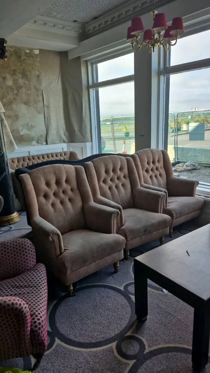 Sofa & chairs - Image 3