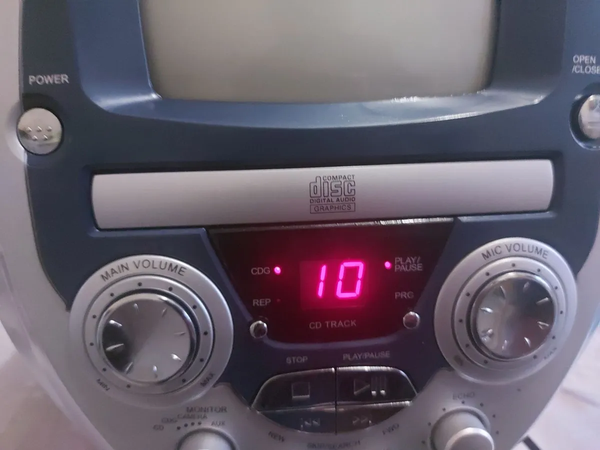 POPSTARZ CDG KARAOKE System in excellent condition - Image 3