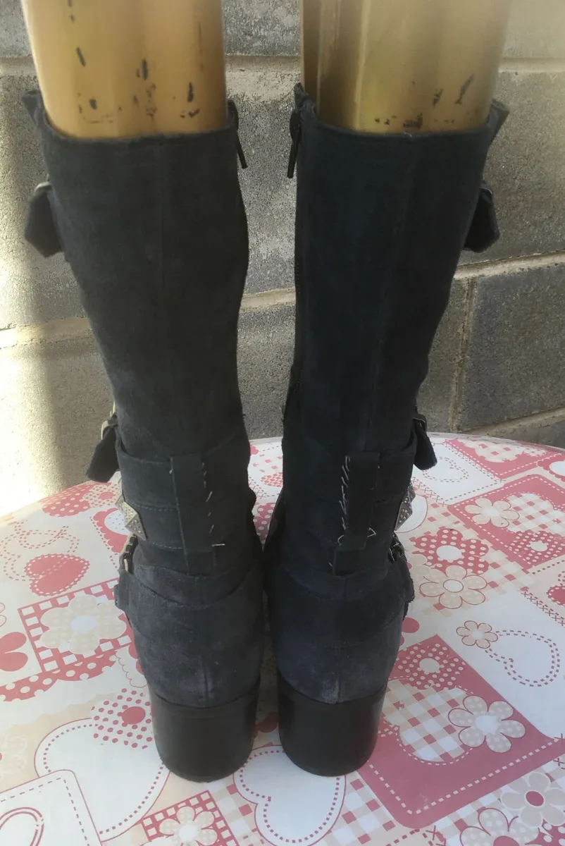 NEW MamZelle Suede Boots, Size 41 - Image 4