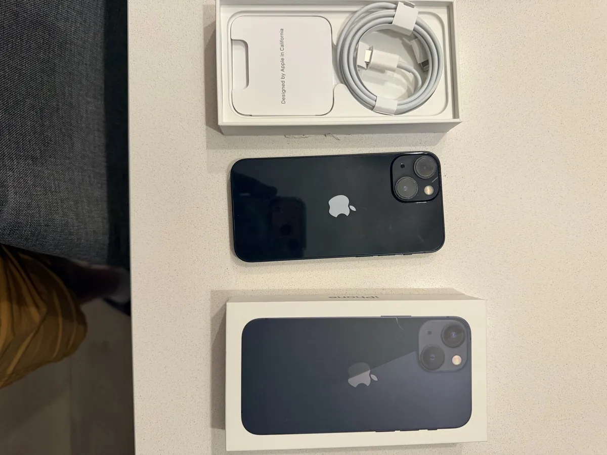 iPhone 13 mini - Image 3