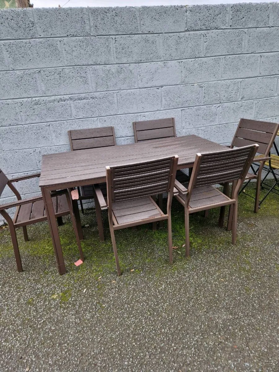 Garden table & 6 - Image 1