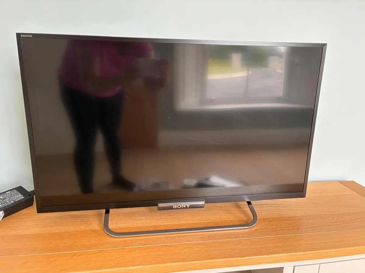 Sony TV - Image 3