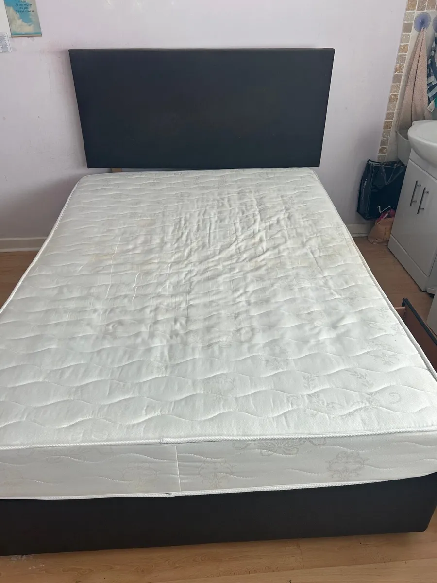 Double bed frame and mattress - Image 4